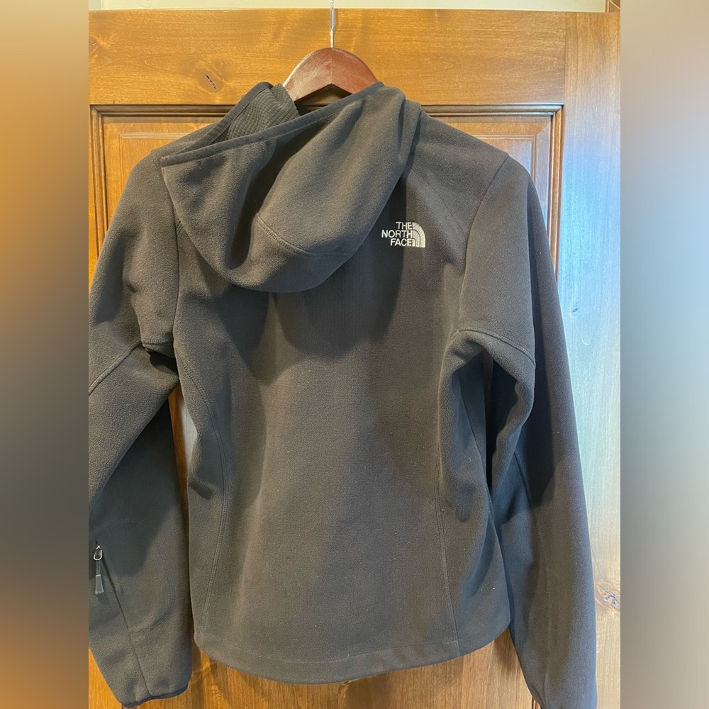 Women’s Northface fleece jacket